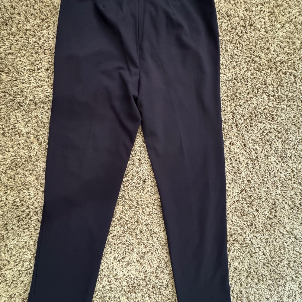 Ellen Tracy women’s Navy Trousers